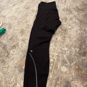 Black lululemon leggings